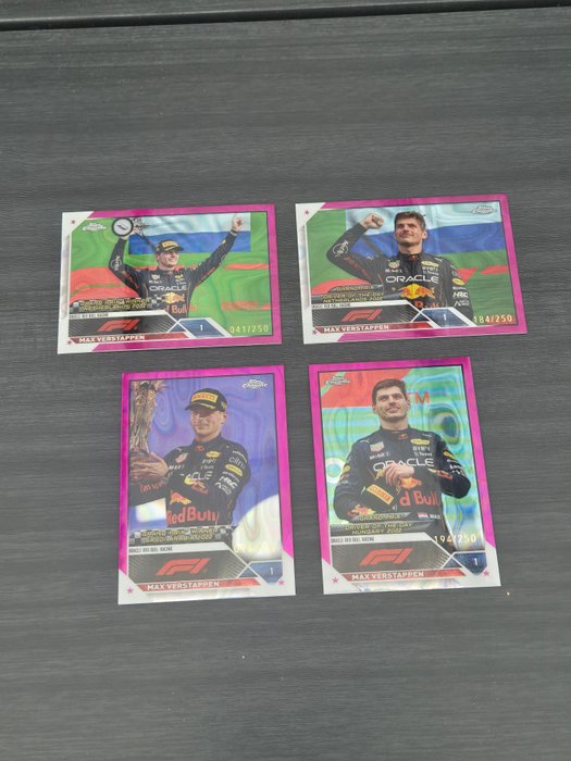 2023 Topps Chrome F1 Max Verstappen Fuchsia /250 - 4 Card - Næsten så god som ny (NM)