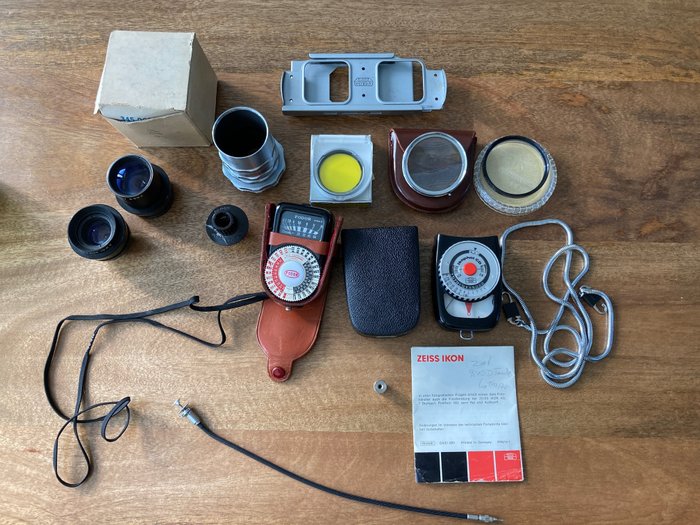 Exakta, Leitz, Zeiss Ikon, 3M, Fodor Lot vintage camera accessoires Analogt kamera