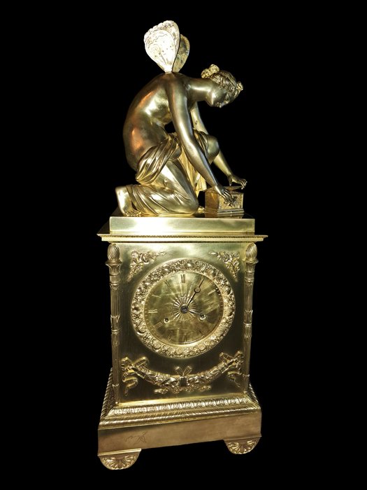 Figurmantal-ur Empire Bronze - 1800-1850 - Pandoras æske