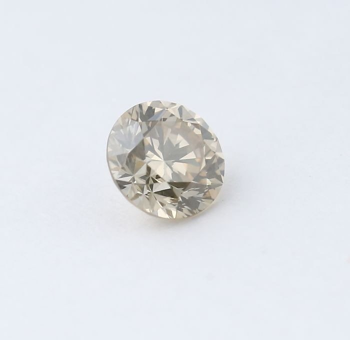 1 pcs Diamant  (Natur)  - 0.70 ct - Rund - VS1 - International Gemological Institute (IGI) - 0,70 Rund Brilliant