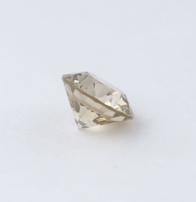 1 pcs Diamant  (Natur)  - 0.70 ct - Rund - VS1 - International Gemological Institute (IGI) - 0,70 Rund Brilliant