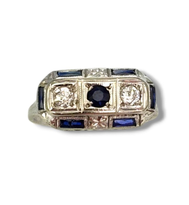 Ring - 18 kraat Hvidguld, Art Deco 18K hvidguld, diamanter og safirring Diamant (Natur)  - Safir