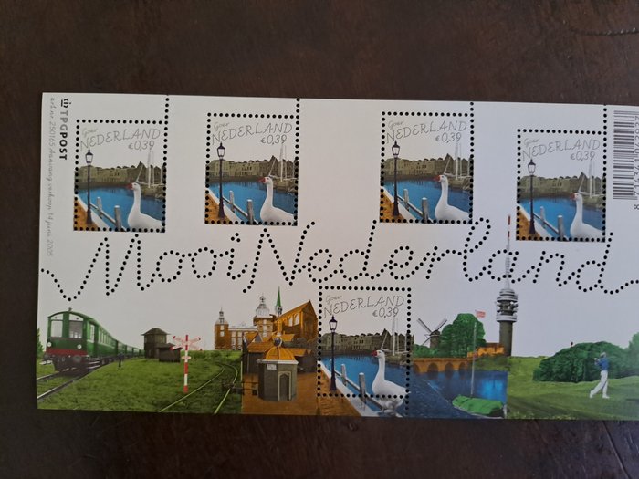 Holland 2005/2014 - "Beautiful Netherlands", 40 ark nominelt €155,50