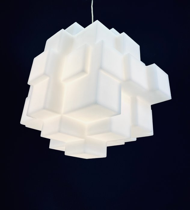 Dark - Chris Jackson - Loftslampe - Metropolis - The Cube NY City Lamp - Plast