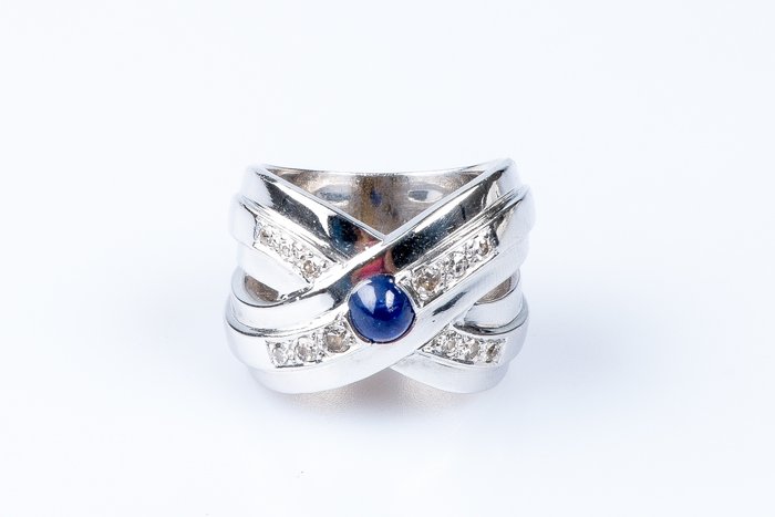 Ring - 18 kraat Hvidguld Safir