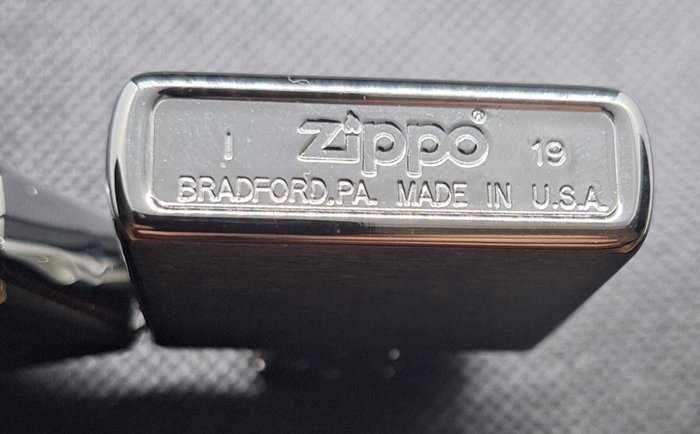 Zippo, Zippo Año 2019 Mes Septiembre - Lighter - Stål