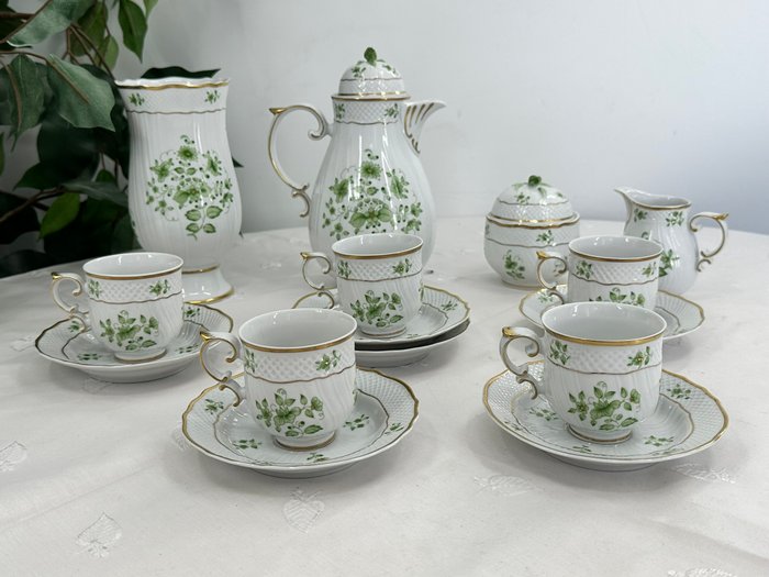 Hollóháza Hungary 1831 Handbemaltes - 15-teiliges Set im klassischen Design - Kaffesæt (15) - Porcelæn