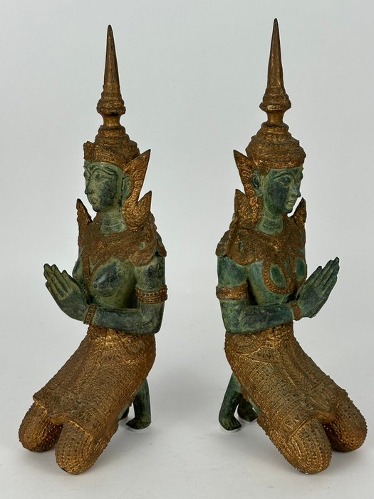 Pair of Temple Guards - Statue - Teppanom - Thailand  (Ingen mindstepris)