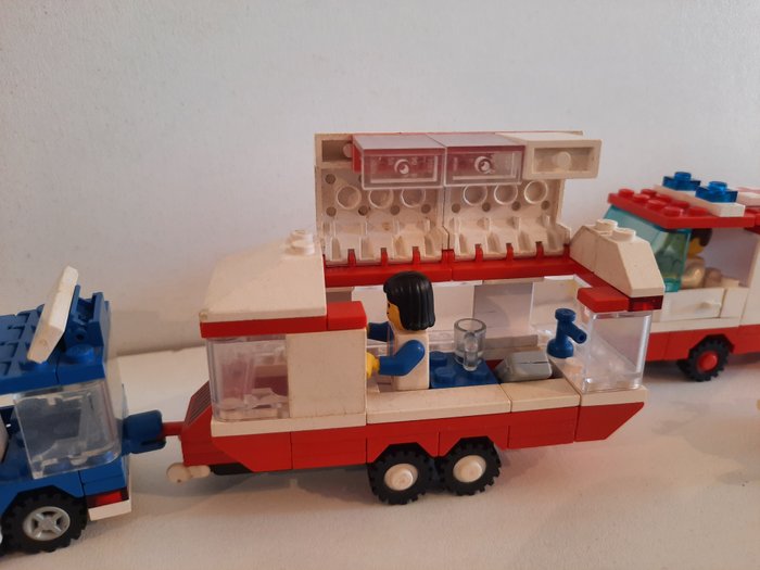 Lego - Town - 6590+6688+6593 - Vacation Camper+Ambulance+Blaze Battler