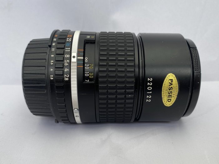 Nikon Series E 135mm f=1:28 Telelinse