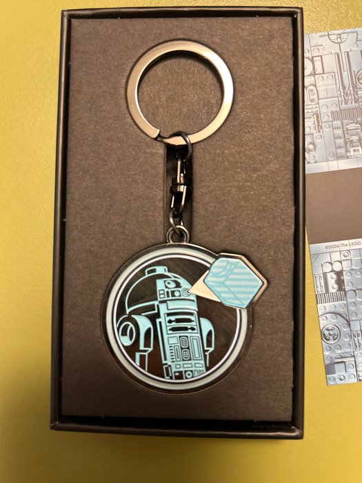 Lego - 75342 - Exklusive 25-Years Lego Star Wars 2024 Limited Edition Metal Keychain - Østrig