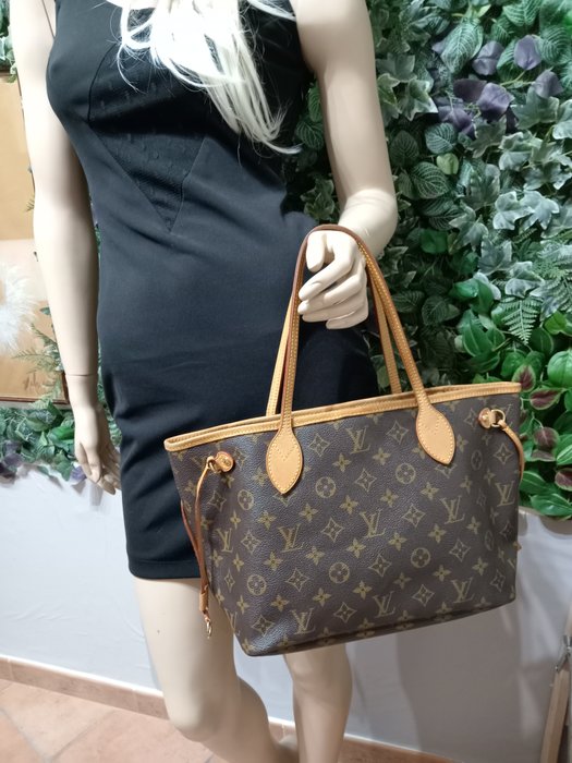 Louis Vuitton - Neverfull PM - Skuldertaske