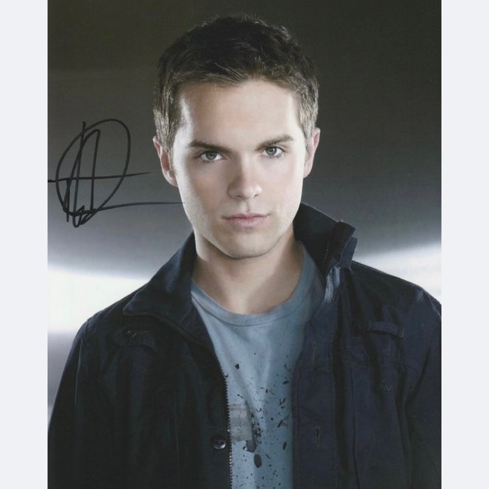 Terminator - Signed by Thomas Dekker (John Connor)