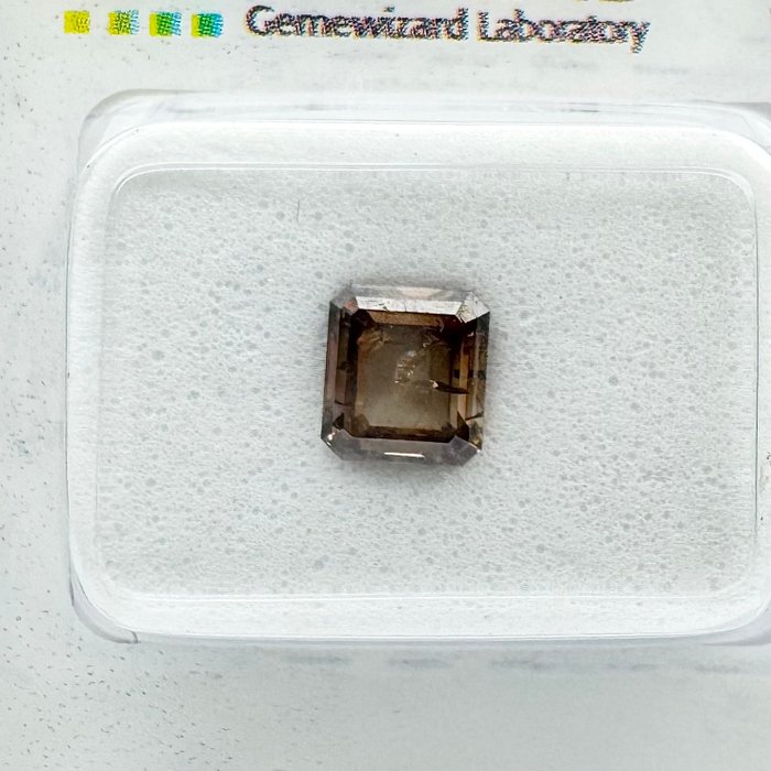 Ingen mindstepris - 1 pcs Diamant  (Naturfarvet)  - 0.91 ct - Rektangel - Fancy deep Orange nuance Brun - SI3 - Gemewizard Gemological Laboratory (GWLab)