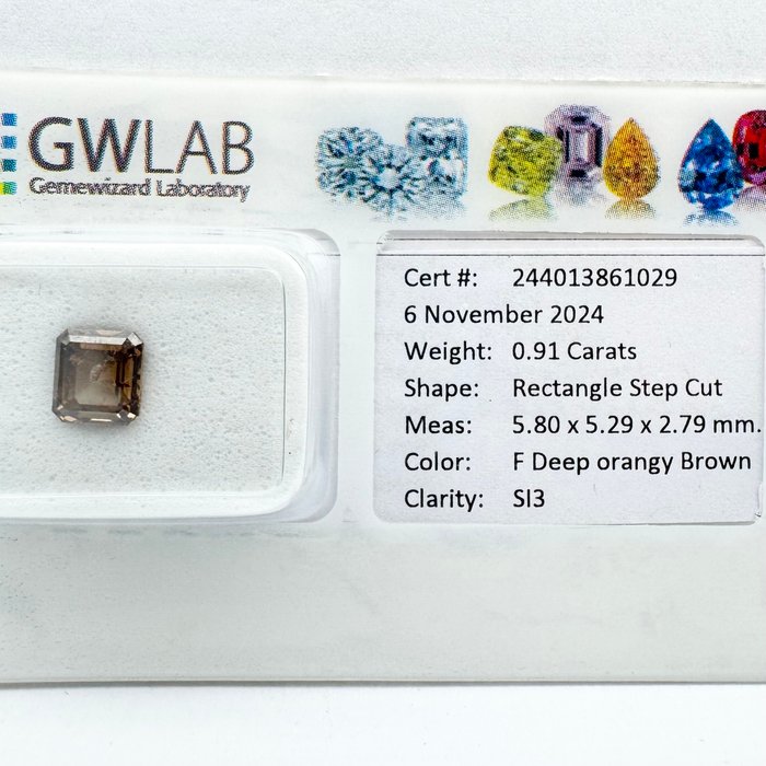 Ingen mindstepris - 1 pcs Diamant  (Naturfarvet)  - 0.91 ct - Rektangel - Fancy deep Orange nuance Brun - SI3 - Gemewizard Gemological Laboratory (GWLab)