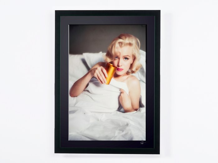 Marilyn Monroe 1955 - Fine Art Photography - Luxury Wooden Framed 70X50 cm - Limited Edition Nr 01 of 30 - Serial ID 17721 - Original Certificate (COA), Hologram Logo Editor and QR C