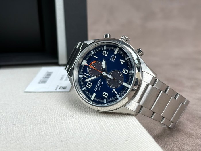 Citizen - Eco-Drive Chronograph Date - Ingen mindstepris - CA7028-81L - Mænd - 2011-nu