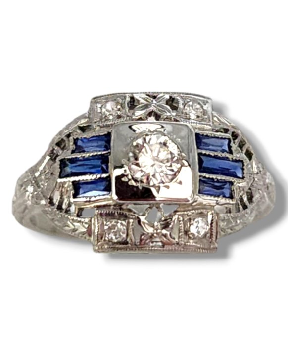 Ring - 18 kraat Hvidguld, Smuk Art Deco 18K hvidguld, diamanter og safirring Diamant (Natur)  - Safir