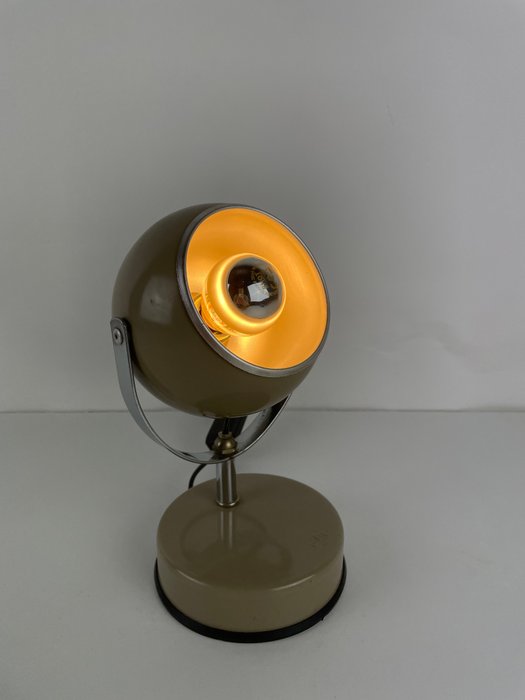 Veneta Lumi - Bordlampe - Lakeret metal - Space Age Eyeball lampe fra 60'erne/70'erne