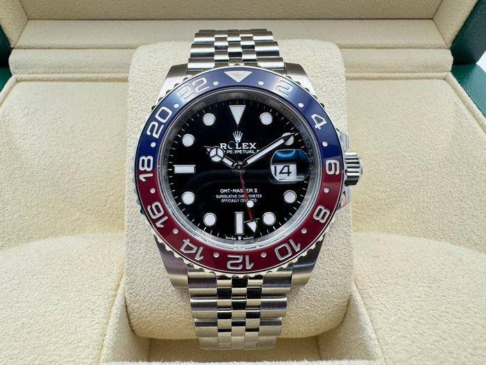 Rolex - GMT-Master II Pepsi - 126710BLRO - Mænd - 11-2022