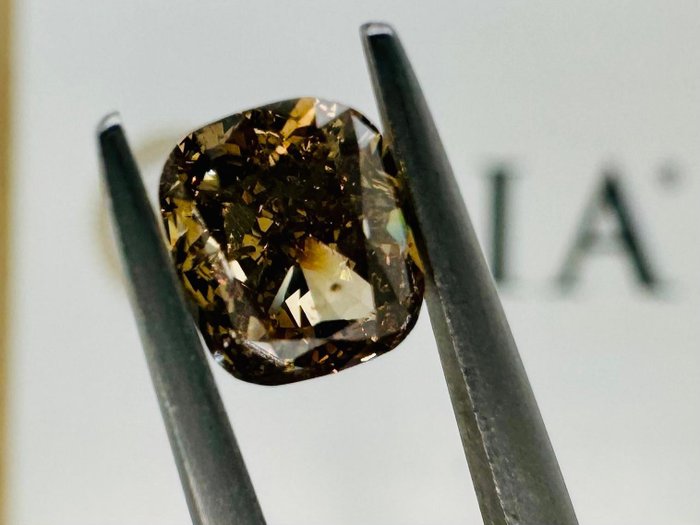 1 pcs Diamant  (Naturfarvet)  - 1.00 ct - Pude - Fancy dark Brun, Gul - SI2 - Gemological Institute of America (GIA)