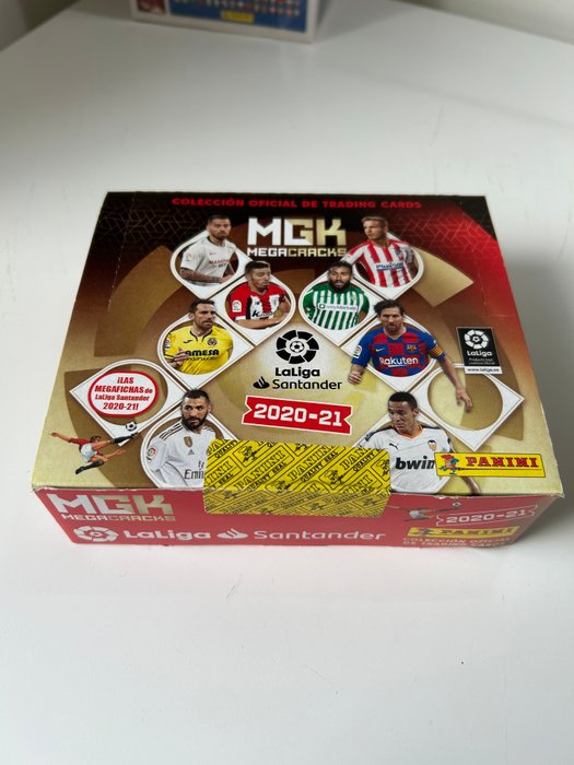 2020/21 Panini Megacracks - 1 Booster box - Næsten så god som ny (NM)