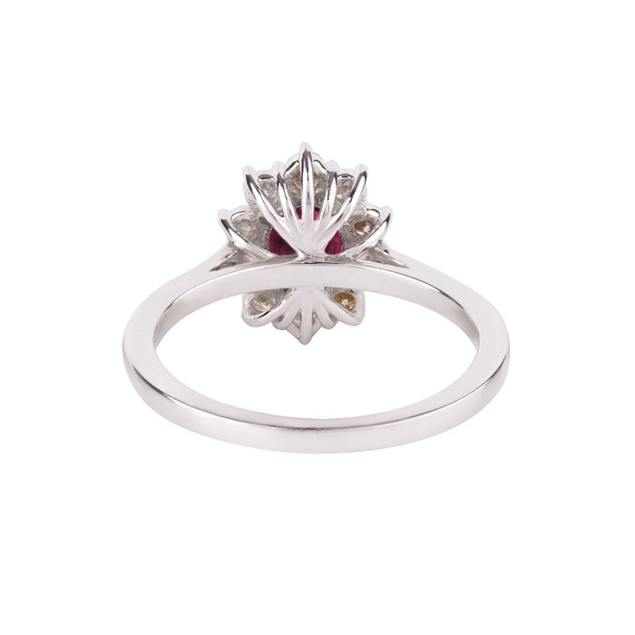 Ring - 14 karat Hvidguld -  0.85ct. tw. Rubin - Diamant