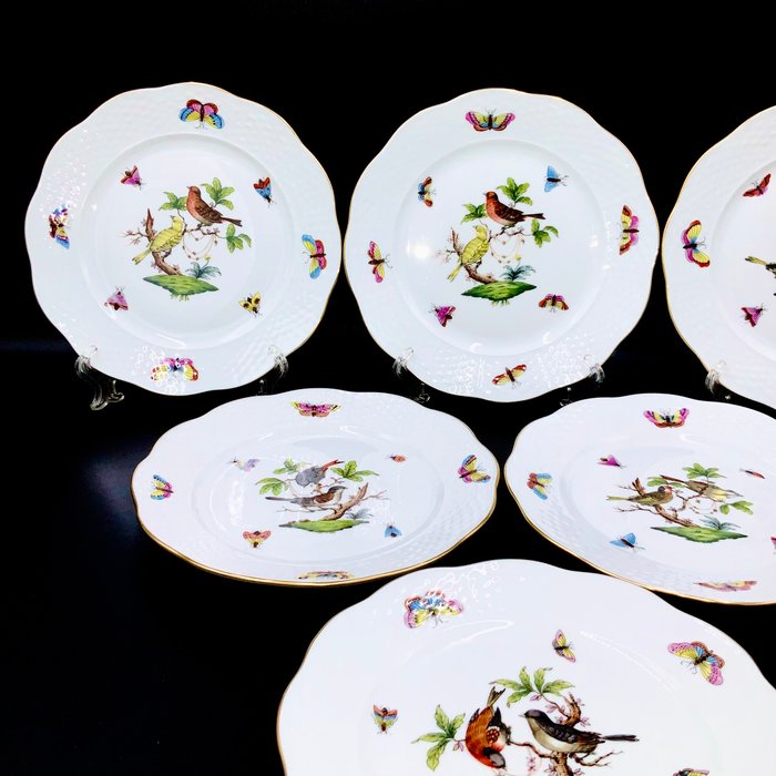 Herend - Exquisite Set of 12 Plates (19 cm) - "Rothschild Bird" Pattern - Tallerken - Håndmalet porcelæn