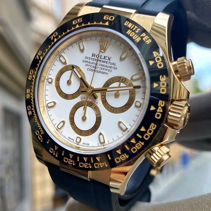 Rolex - Daytona 18k Yellow Gold Oysterflex - 116518LN - Unisex - 2023