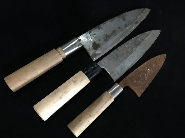 Set of 5 / Japanese Vintage Kitchen Knife / 柳刃 YANAGIBA 菜切 NAKIRI 出刃 DEBA アジ切 AJIKIRI - Bordkniv (5) - Stål Træ