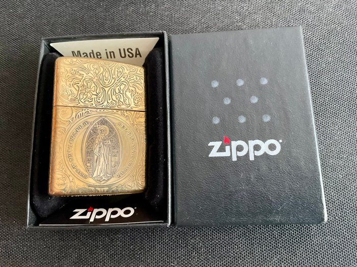 Zippo - Constantine - Lommelighter - Messing