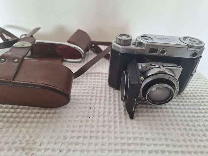 Kodak Retina IIa con Schneider Xenon 2/5cm + custodia | Analogt kamera