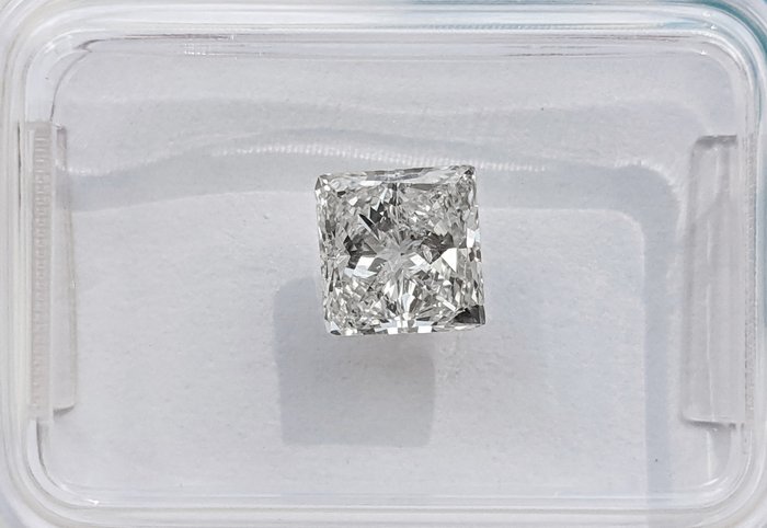 1 pcs Diamant  (Natur)  - 0.95 ct - Pude - E - SI2 - International Gemological Institute (IGI)