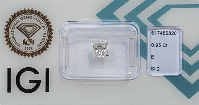 1 pcs Diamant  (Natur)  - 0.95 ct - Pude - E - SI2 - International Gemological Institute (IGI)