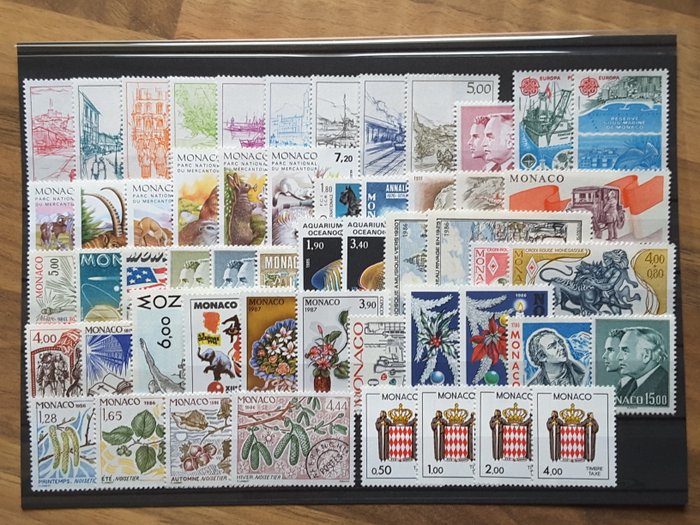 Monaco 1985/1988 - 4 hele år med frimærker med souvenirark, forhåndsstemplede, skattemærker og hæfter - Yvert 1456 à 1662, BF 30, 34, 37, 39a, 41, Préo 86 à 101, Taxe 75 à 86, carnets 1 et 2