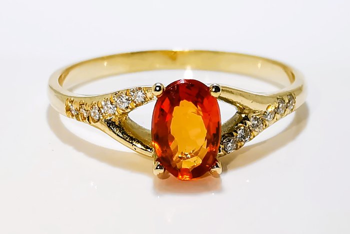 Ingen mindstepris - Ring - 14 karat Gulguld Safir