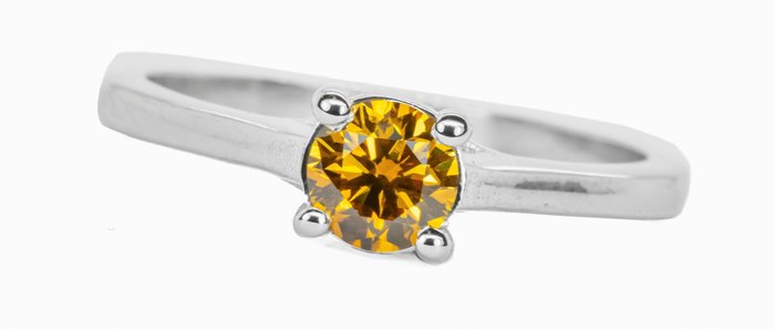 Ingen mindstepris - Ring - 18 kraat Hvidguld -  050ct tw Diamant (Naturfarvet) - F Levende gullig orange