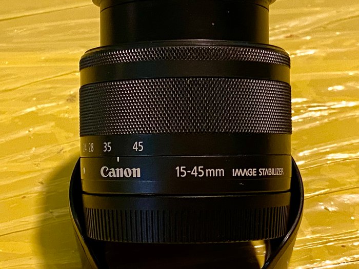 Canon EF-M 15-45mm f 3,5-6,3 IS STM Zoomobjektiv