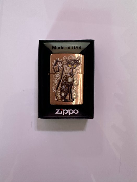 Zippo - Lighter - Jern (støbt/smeltet)