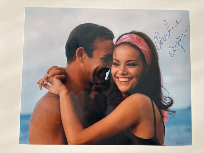 James Bond 007: Thunderball, Claudine Auger as "Domino Derval" handsigned photo with B'BC holographic COA