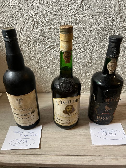 1940 Ferreira (Colheita) Port  Porto Velho Over 40 years old Tawny Port  Lagrima Adriano Ramos -  Douro  - 3 Flasker (0,75 L)