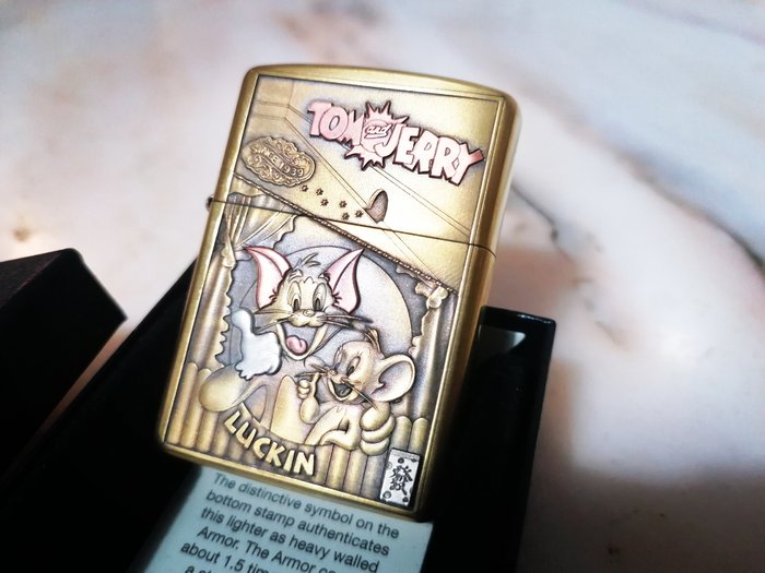 Zippo, Tom  Jerry Cartoon 2023 - Double Sided Brass Special Edition - Lighter - Messing