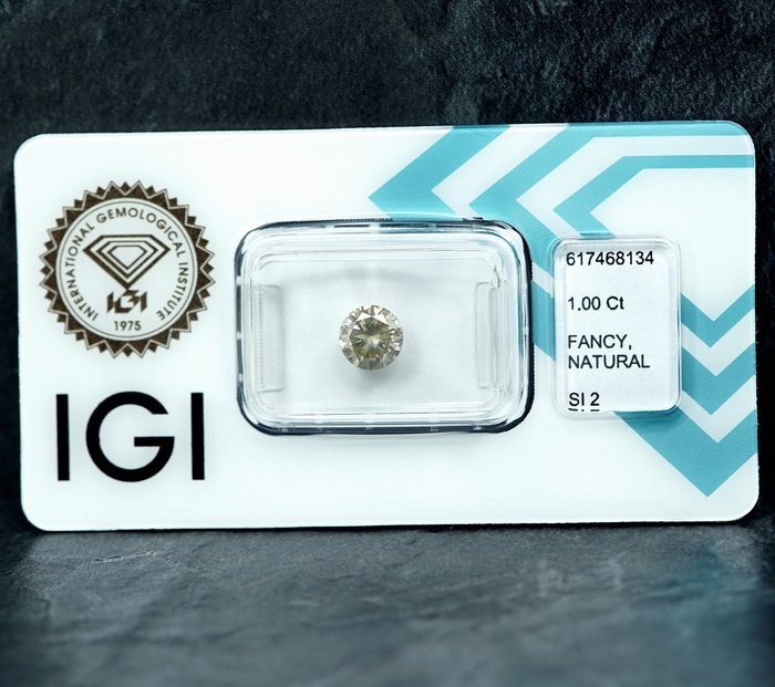 1 pcs Diamant  (Naturfarvet)  - 1.00 ct - Fancy light Brunlig Gul - SI2 - International Gemological Institute (IGI)