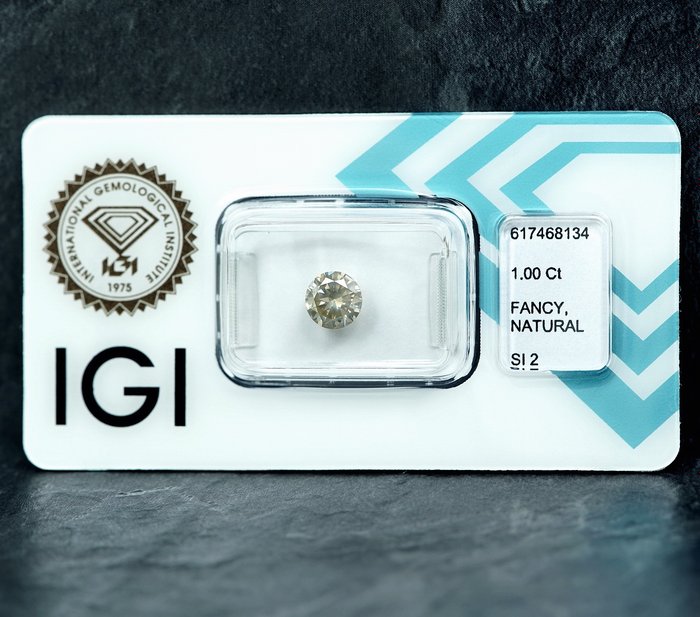 1 pcs Diamant  (Naturfarvet)  - 1.00 ct - Fancy light Brunlig Gul - SI2 - International Gemological Institute (IGI)