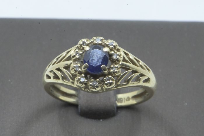 Ring - 18 kraat Gulguld -  0.38ct. tw. Safir - Diamant