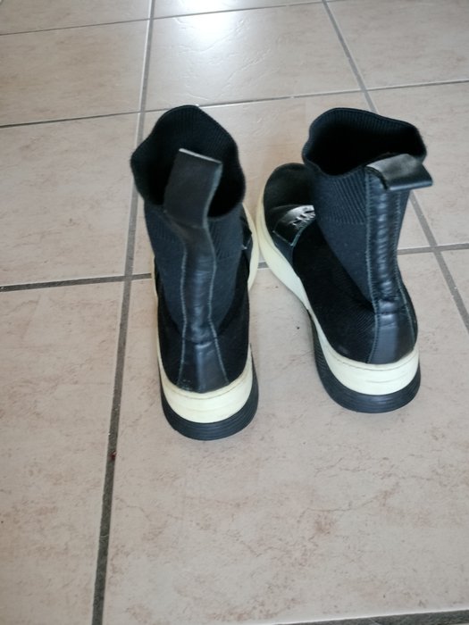 Balmain - Sneakers - Størelse: Shoes / EU 40