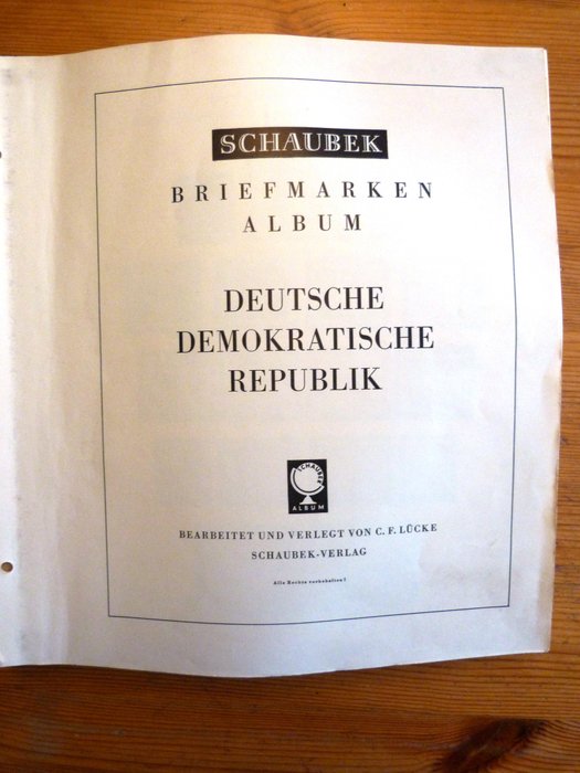 GDR 1949/1990 - Samling i 3 Schaubek albums