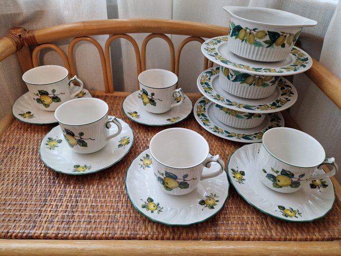 Villeroy  Boch - Kop og underkop (8) - Knogleporcelæn - Kaffestel