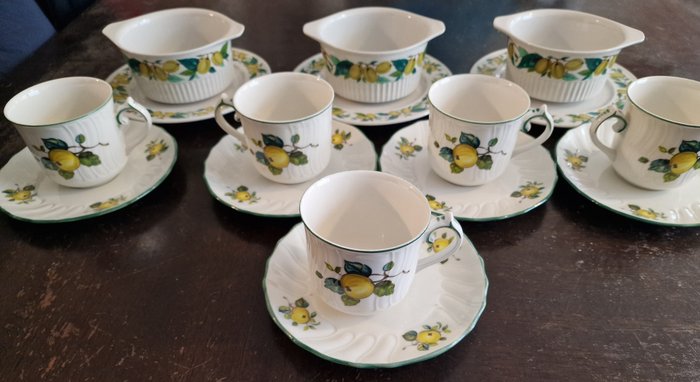 Villeroy  Boch - Kop og underkop (8) - Knogleporcelæn - Kaffestel