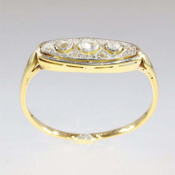 Ingen mindstepris - Ring - 18 kraat Gulguld - Diamant - Vintage Anno 1950